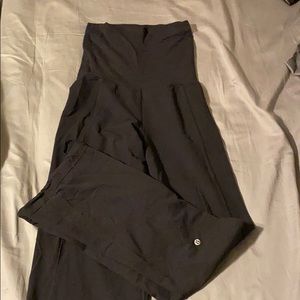 Lulu lemon yoga pants
